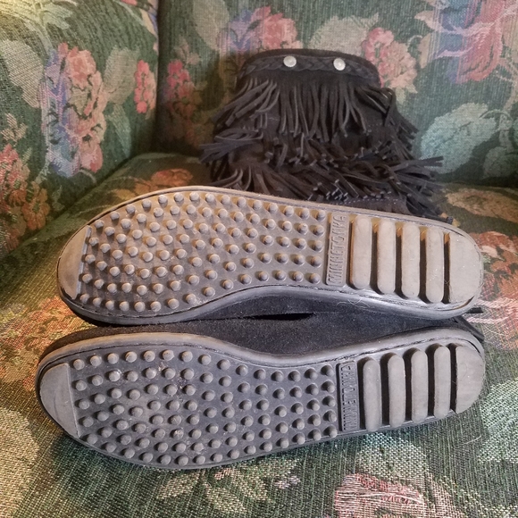 Minnetonka Black 5-Layer Fringe Boots - Picture 4 of 6